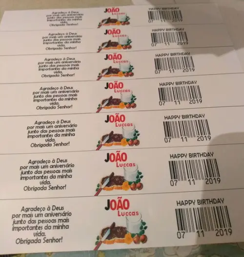 Folha adesiva - com 9 rótulos para nutella