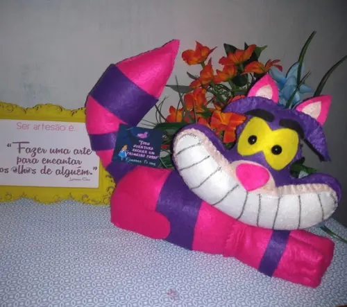 Gato Alice no País da maravilhas