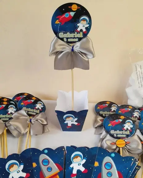 Kit 15 Cachepo Centro de Mesa - Astronauta