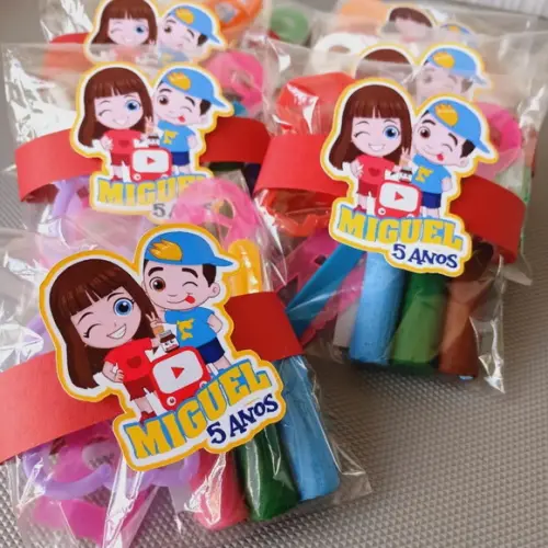 Kit 20 Massinha Personalizado - Luccas e Gigi