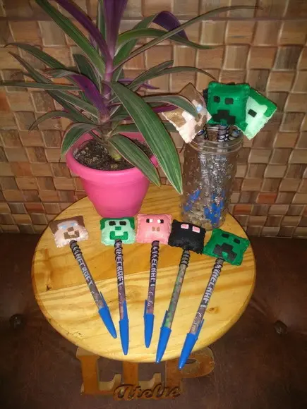 Kit 25 - Ponteiras Minecraft em Feltro + Lápis