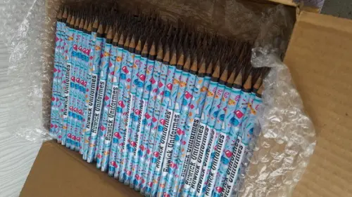 Kit 600 - Lápis Personalizado com Adesivo