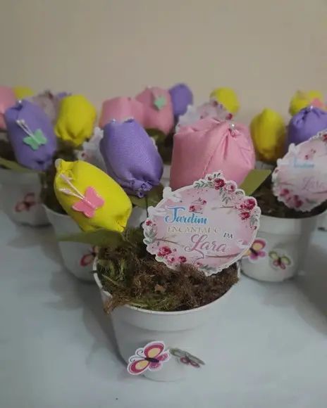Kit com 10 - Centro de Mesa Tulipas Jardim Encantado