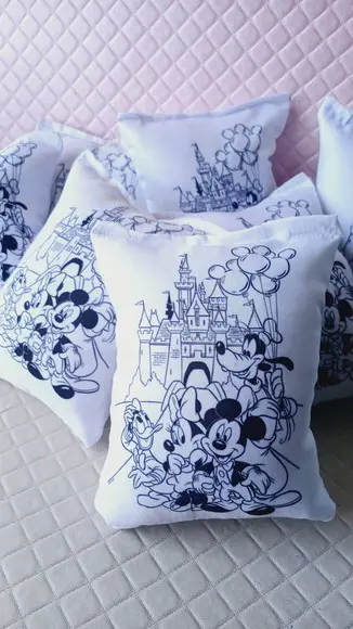Kit com 10 Almofadas de Colorir com Canetinha