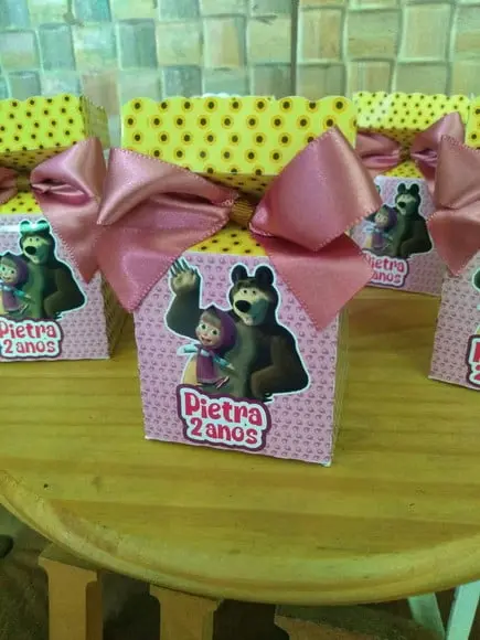Kit com 10 Caixa Bala Semi Luxo - Marcha e o Urso
