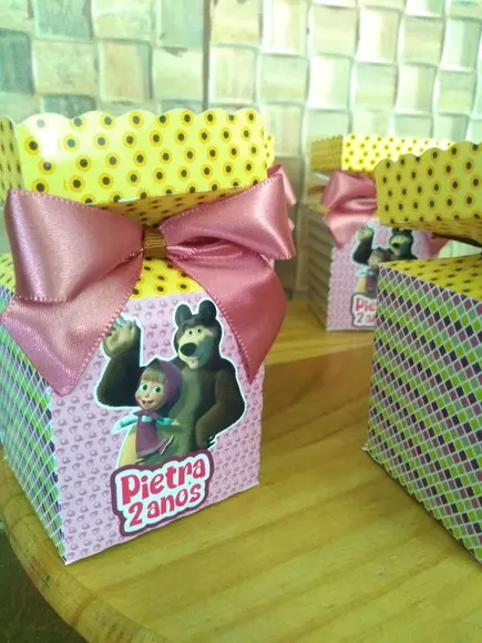 Kit com 10 Caixa Bala Semi Luxo - Marcha e o Urso