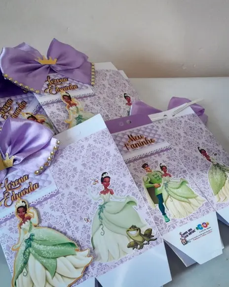 Kit com 10 Caixa Milk Princesa Tiana e o Sapo