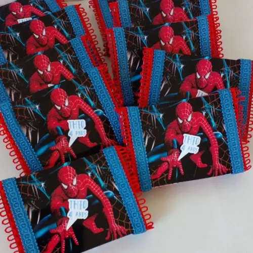Kit com 10 Porta Kitkat 3d Luxo - Homem Aranha Modelo 02