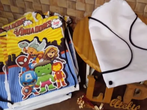 Kit com 10 Sacomochila - Vingadores