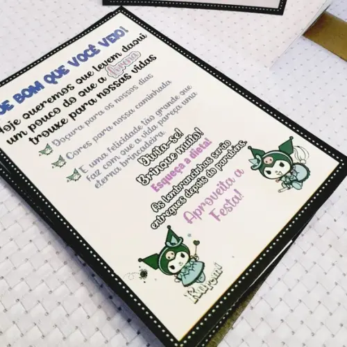 Kit com 15 Display Mesa - Placa de Agradecimento Kuromi