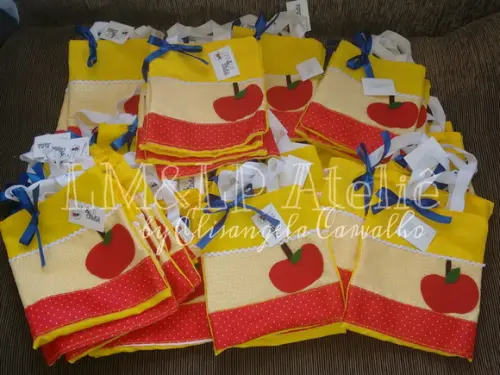 Kit com 15 Sacolas em Tecido Diversos