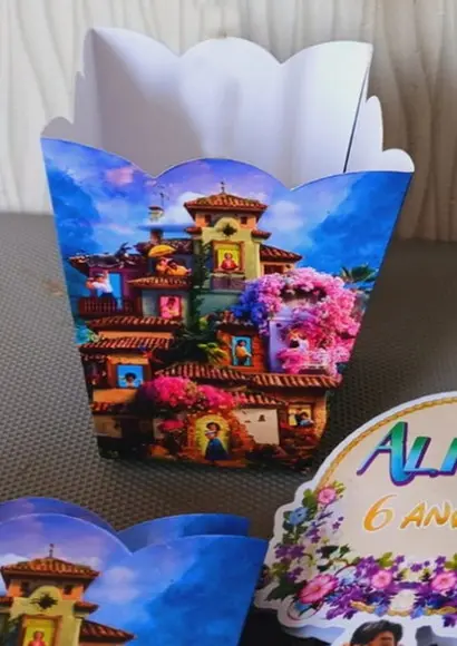 Kit com 20 Cachepôs - Encanto
