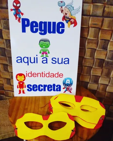 Kit com 20 Máscaras em Eva Heróis