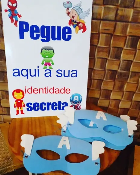 Kit com 20 Máscaras em Eva Heróis