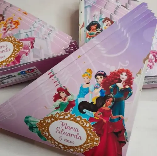 Kit com 20 Porta Guardanapos-princesas