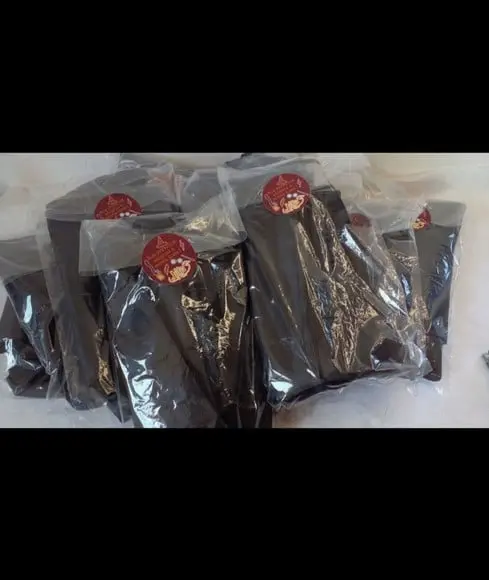 Kit com 30 Capa Preta c/ Capuz Harry Potter Tamanho Junvenil