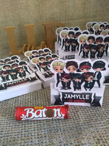Kit com 30 Porta Batom de Chocolate