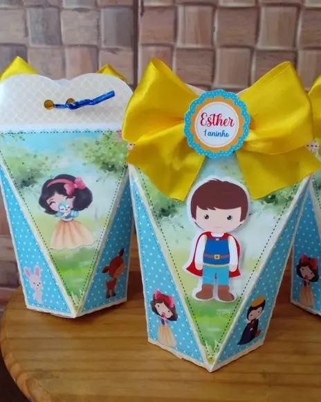 Kit com 5 Caixa Coração 3d - Branca de Neve