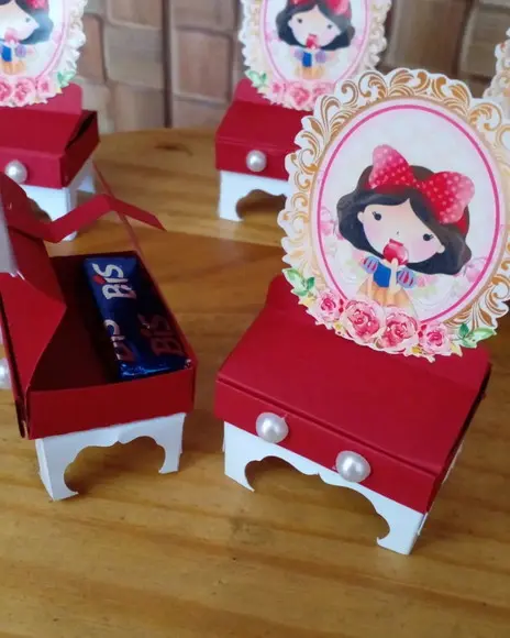 Kit com 5 Caixa Penteadeira - Branca de Neve
