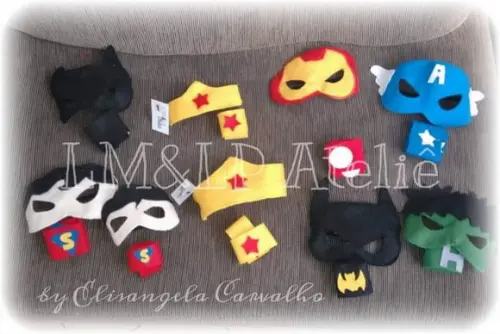Kit com 5 Kit Máscara com Punho em Feltro Heróis