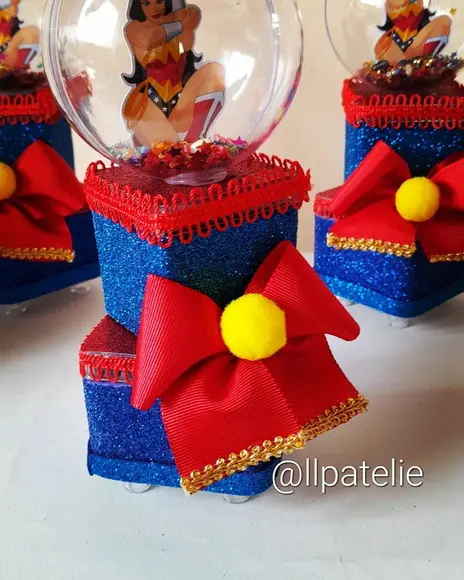 Kit com 5 Porta Jóias Luxo - Mulher Maravilha