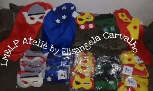 Kit Máscara, punho e capa heróis