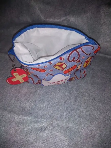 Necessaire