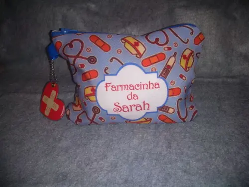 Necessaire