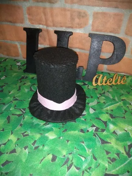 Peso de porta - cartola Bita