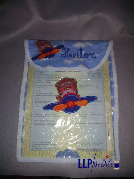 Porta certidão Nascimento