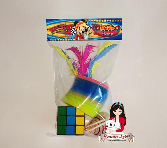 Kit Brinquedos Retrô Tema Mickey Sobre Rodas