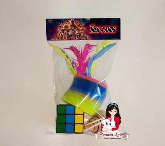 Kit Brinquedos Retrô Tema Vingadores Guerra Infinita