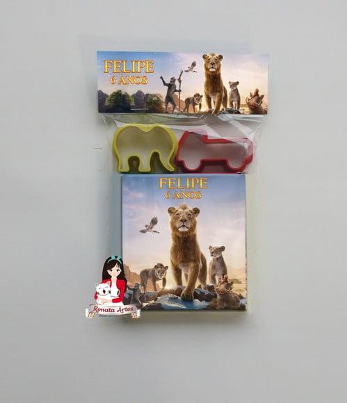 Massinha na Lapela com Forminhas Rei Leão Mufasa