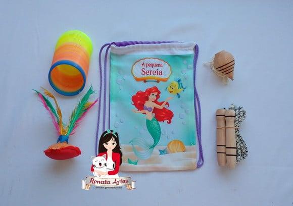 Mochila Boa Infância Tema a Pequena Sereia Ariel