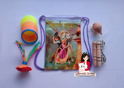 Mochila Boa Infância Tema Enrolados