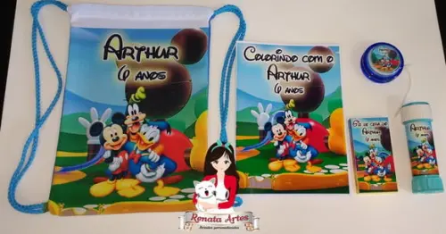 Kit Alegria na Mochila Mickey e Sua Turma