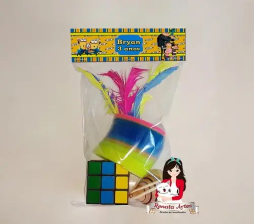 Kit Brinquedos Retrô Tema Meu Malvado Favorito