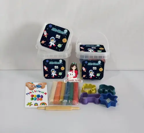 Kit Massinha no Baldinho Personalizado Astronauta