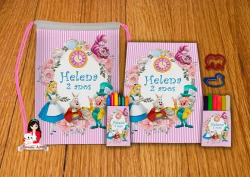 Kit Passatempo na Mochila Alice no País da Maravilhas