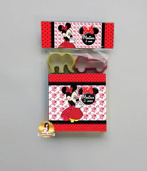Massinha na Lapela com Forminhas Minnie Vermelha
