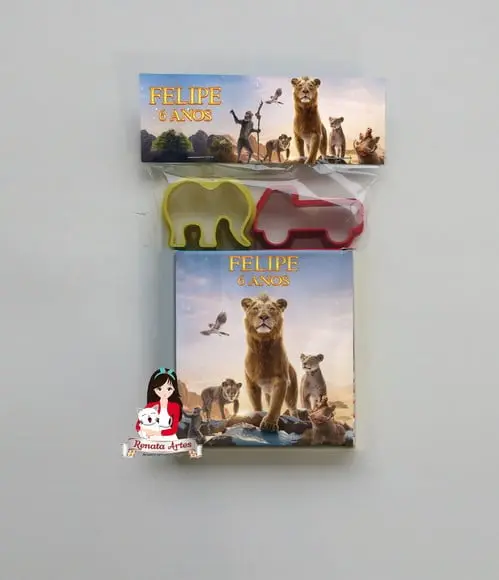 Massinha na Lapela com Forminhas Rei Leão Mufasa