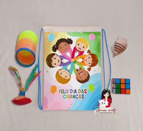 Mochila Brinquedos Retrô Tema Dia das Crianças 2025