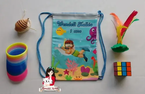 Mochila Brinquedos Retrô Tema Fundo do Mar