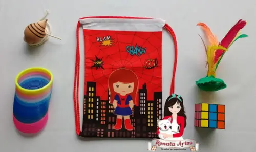 Mochila Brinquedos Retrô Tema Mulher Aranha Baby