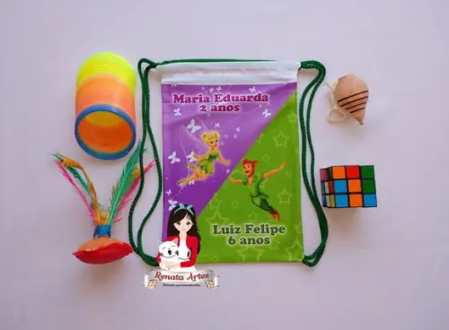 Mochila Brinquedos Retrô Tema Sininho e Peter Pan