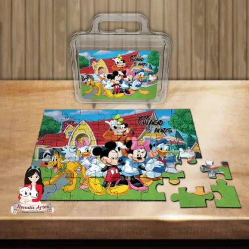 Quebra Cabeça Personalizado na Maleta Mickey e Turma