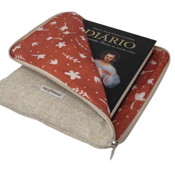 Porta Livro em Linho Coração