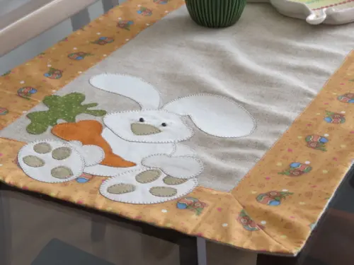 Caminho de Mesa Coelho e Cenoura