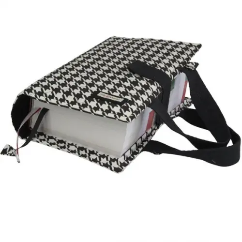 Capa Vade Mecum Brim Leve P&b Quiltado com Alça Mão