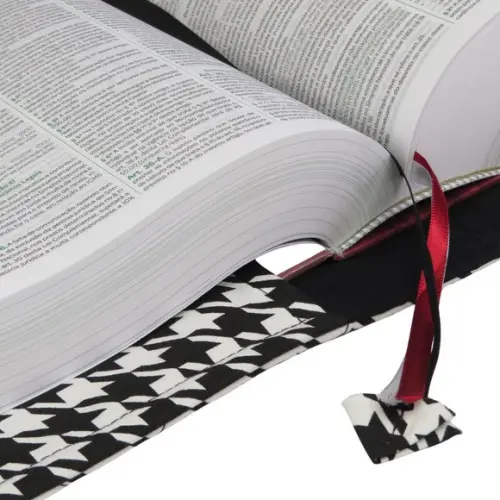 Capa Vade Mecum Brim Leve P&b Quiltado com Alça Mão